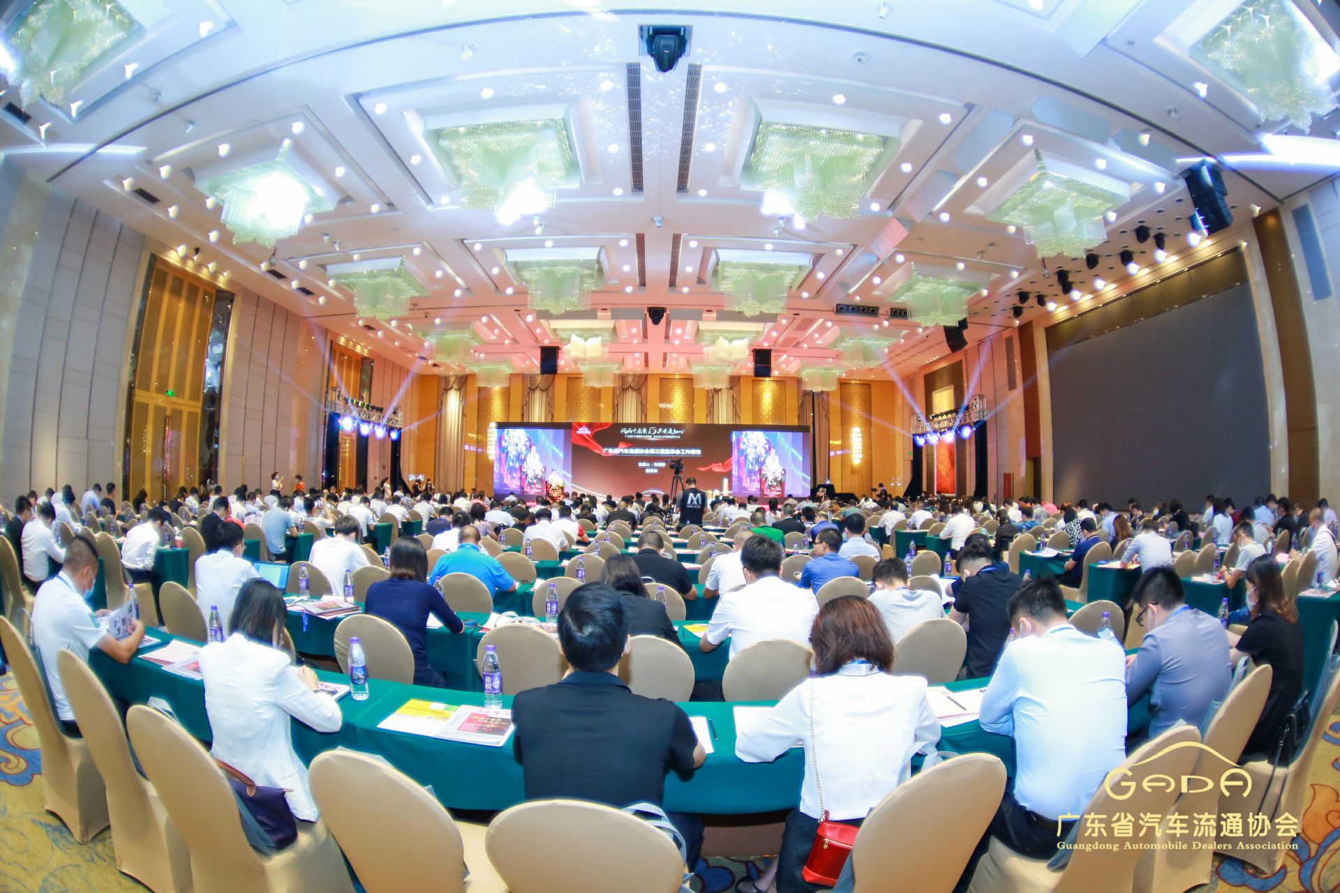 喜报丨OD官方网页版-OD(中国)“包揽”省汽车流通行业颁奖礼53项大奖(图1)